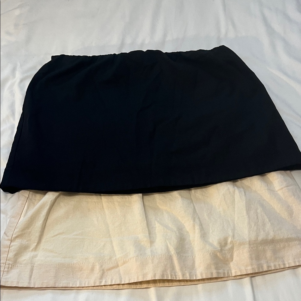 Elegant Black and Cream Women's Skorts (2)